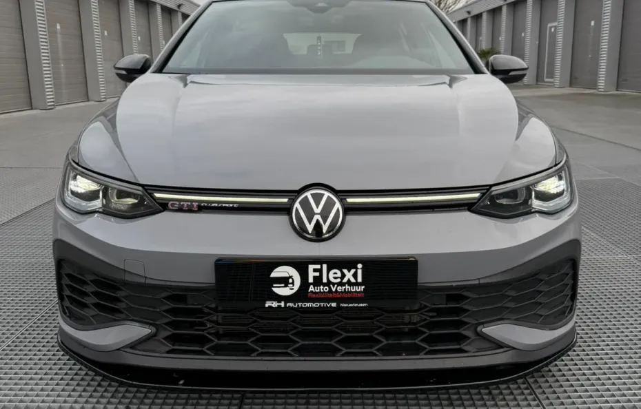 huur Volkswagen Golf 8 GTI Clubsport