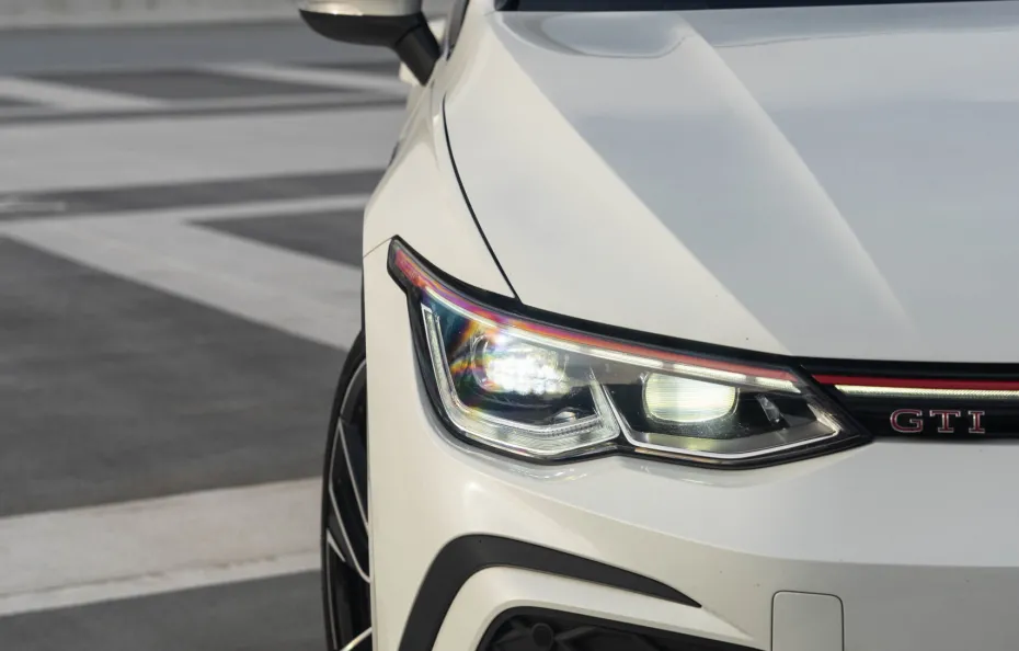 huur Volkswagen Golf 8 GTI