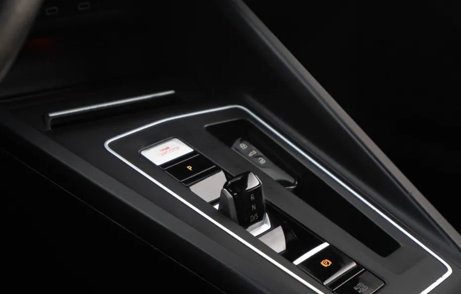 huur Volkswagen Golf 8 GTI