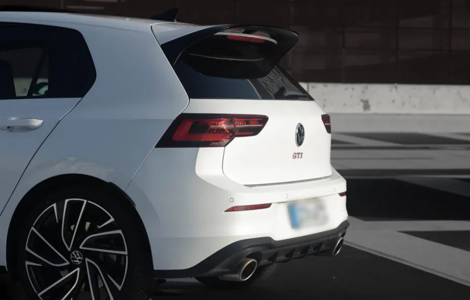 huur Volkswagen Golf 8 GTI Clubsport 1