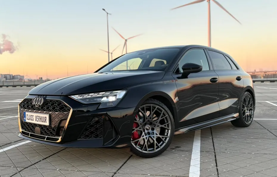 huur Audi RS3 Sportback (2025) 1