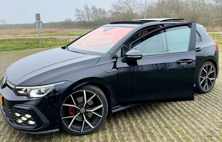 huur Volkswagen Golf 8 GTD 1