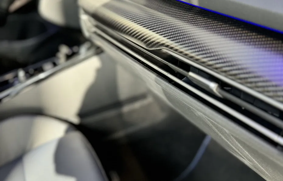 huur Max Verstappen 8.5R Performance Black Edition + Akra 1