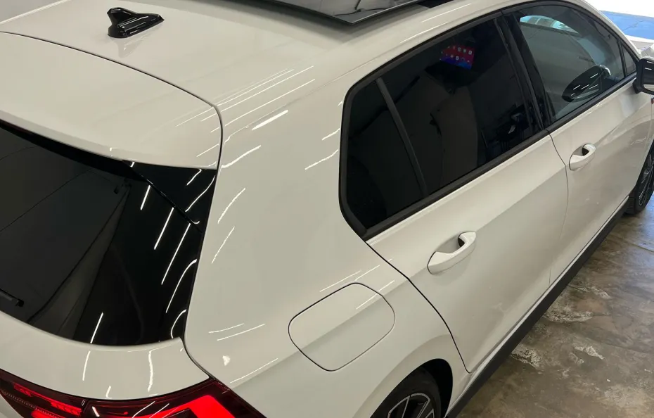 huur Volkswagen Golf 8 GTI