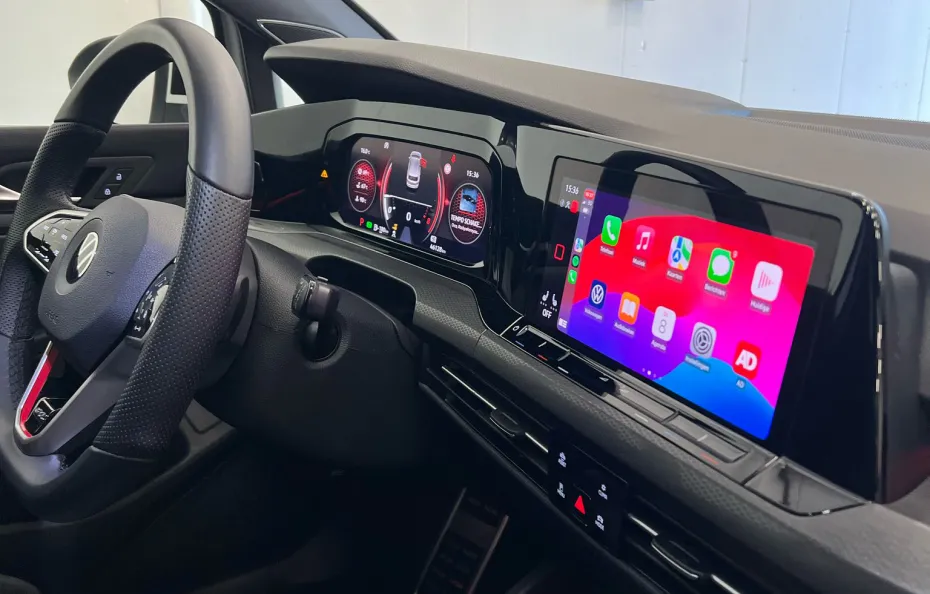 huur Volkswagen Golf 8 GTI