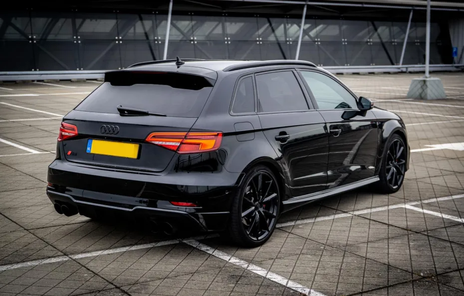huur Audi S3 Stage 2 + Milltek