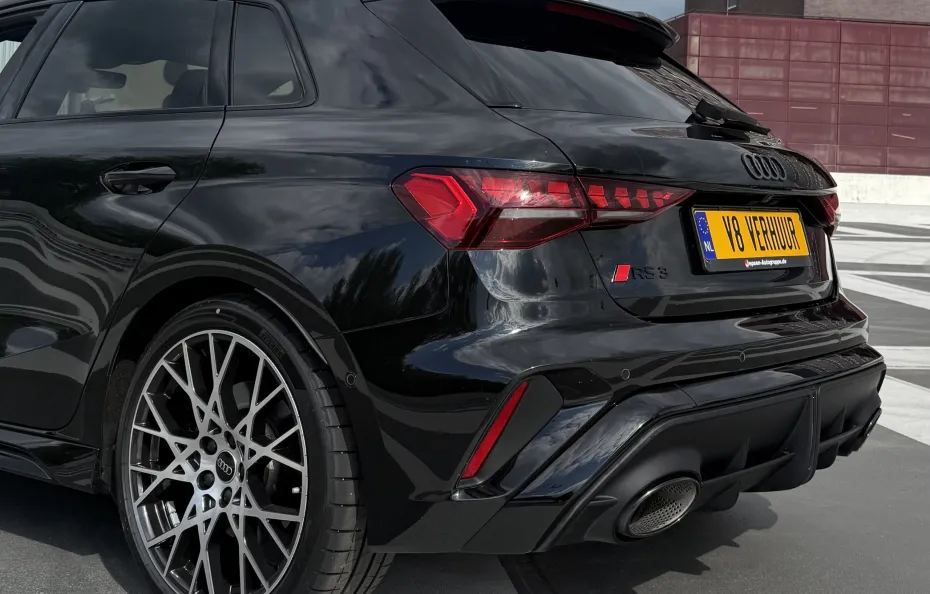 huur Audi RS3 2025 HULK Edition