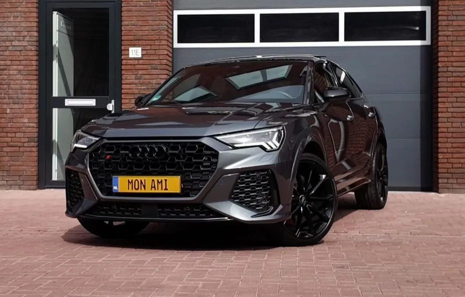 huur Audi RSQ3 Sportback 1