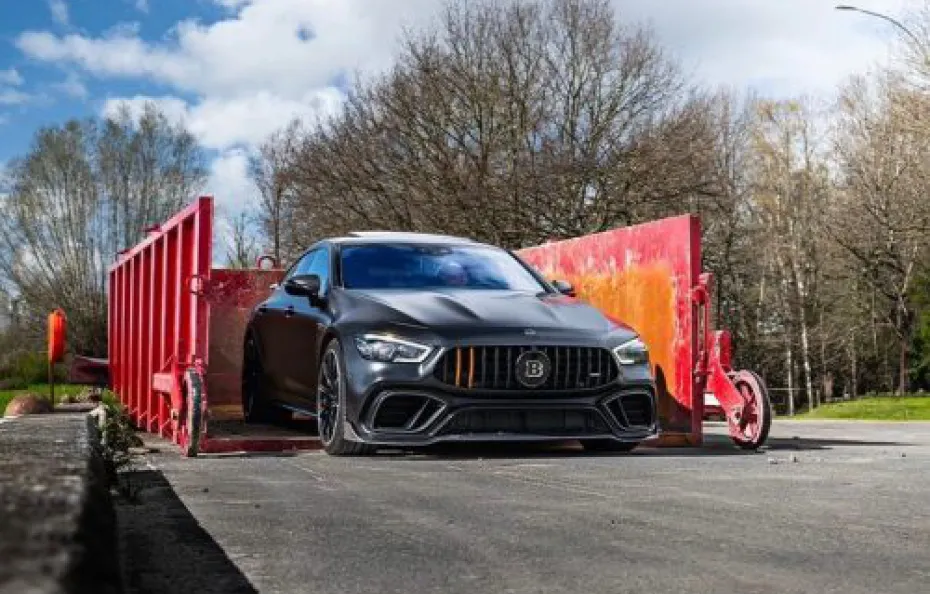 huur Mercedes-Benz GT700 BRABUS 1