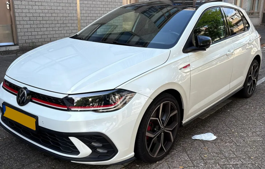 huur Volkswagen Polo GTI 1