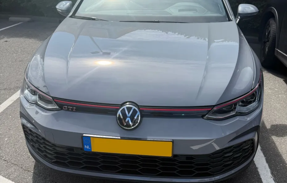 huur Volkswagen Golf 8 GTI 1