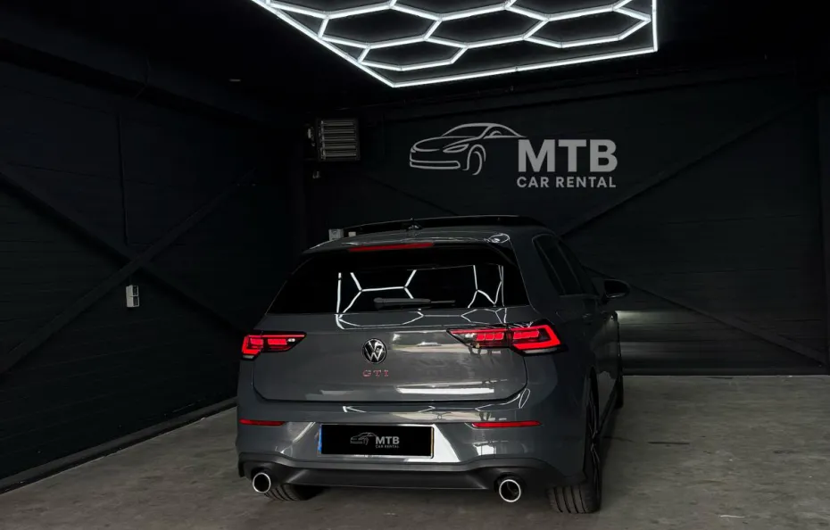 huur Volkswagen Golf 8.5GTI 1
