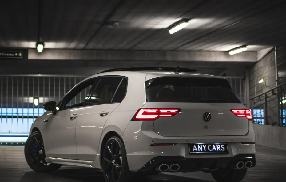 huur Volkswagen Golf 8R