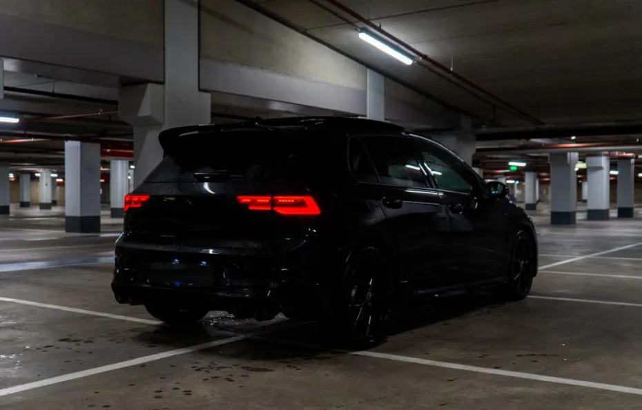 huur Volkswagen Golf 8R