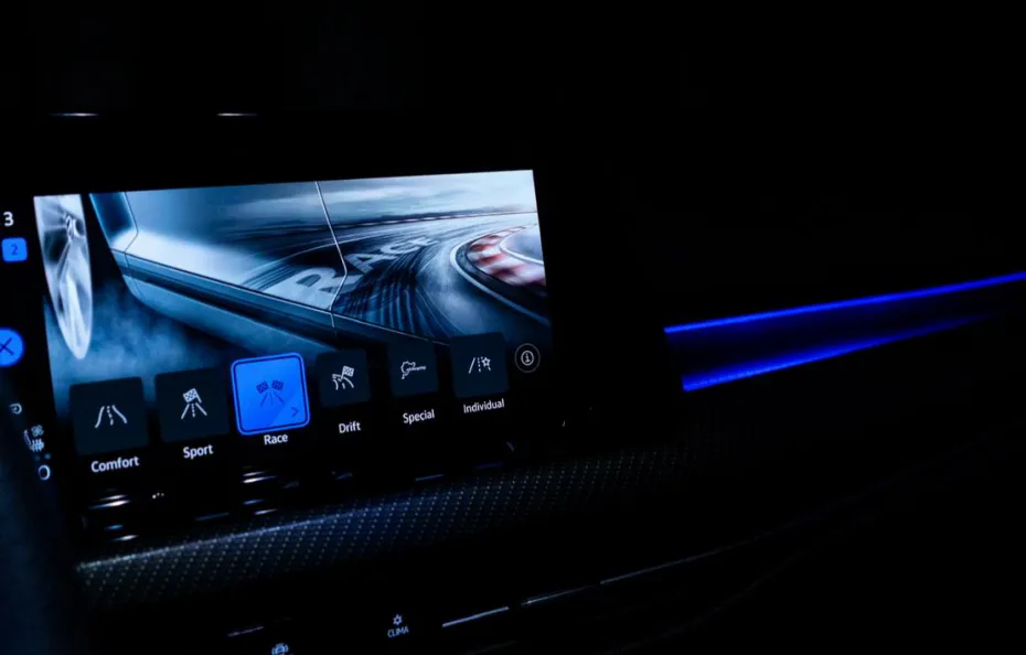 huur Volkswagen Golf 8R