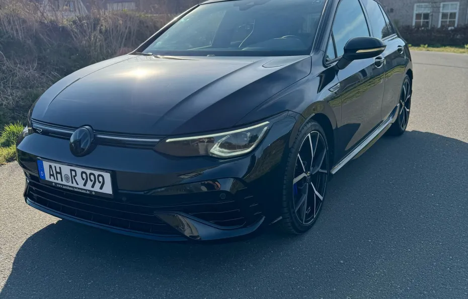 huur Volkswagen Golf 8R + Akra