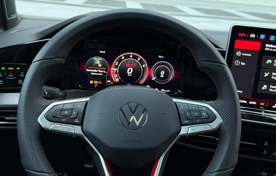 huur Volkswagen Golf 8.5 GTI Clubsport