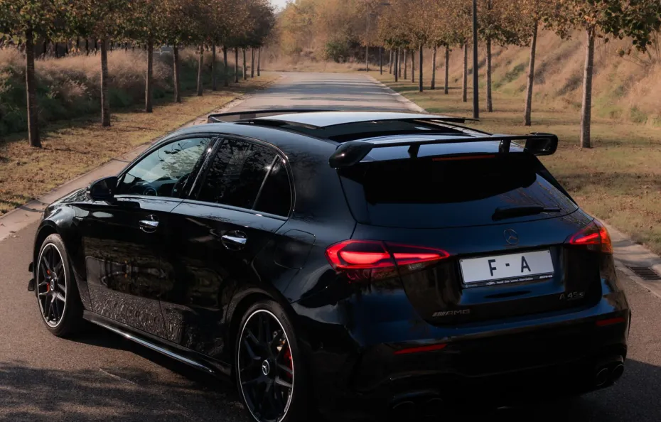 huur Mercedes Benz A45s AMG (2025)
