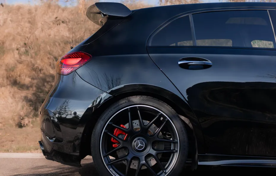 huur Mercedes Benz A45s AMG (2025)