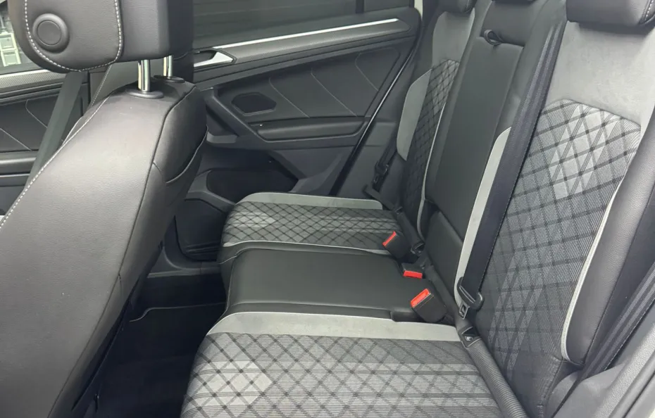 huur Volkswagen Tiguan R-Line 1