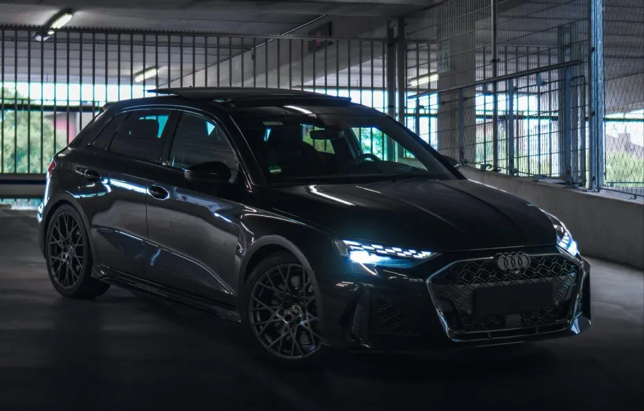 huur Audi RS3 Sportback (2025) 1