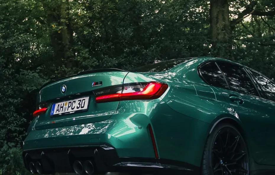 huur BMW M3 Competition 1