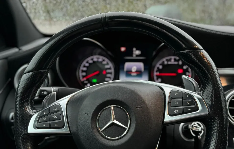 huur Mercedes Benz C63s AMG