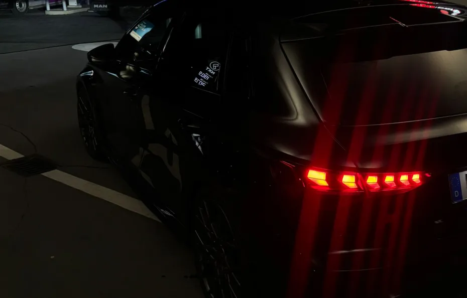 huur Audi RS3 Sportback (Kuipstoelen)