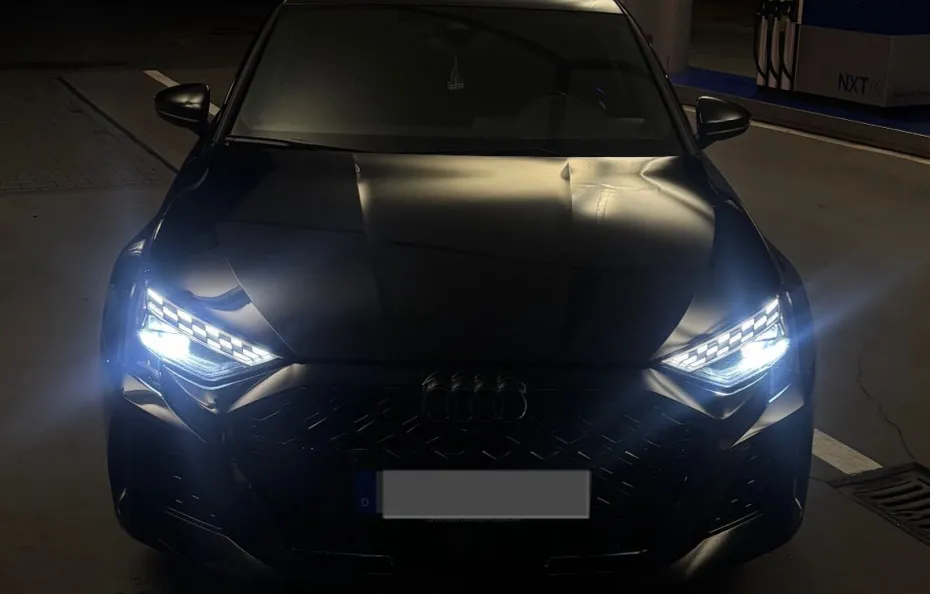 huur Audi RS3 Sportback (Kuipstoelen)