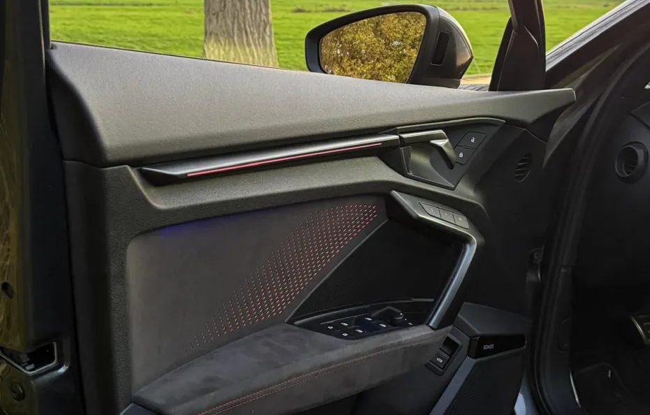 huur Audi RS3 Sportback (2025)