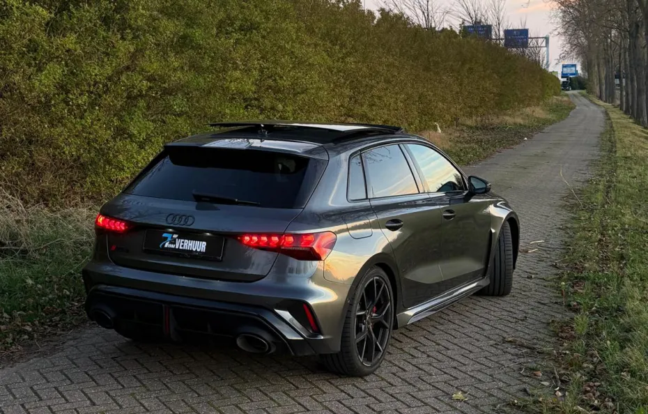 huur Audi RS3 Sportback (2025)