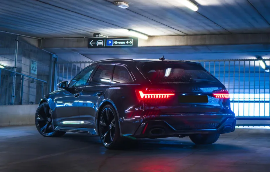 huur Audi RS6 Performance