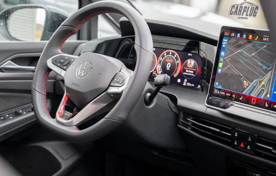 huur Volkswagen Golf 8.5 GTI Clubsport 1