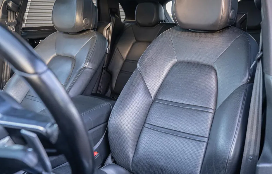 huur Porsche Cayenne 1