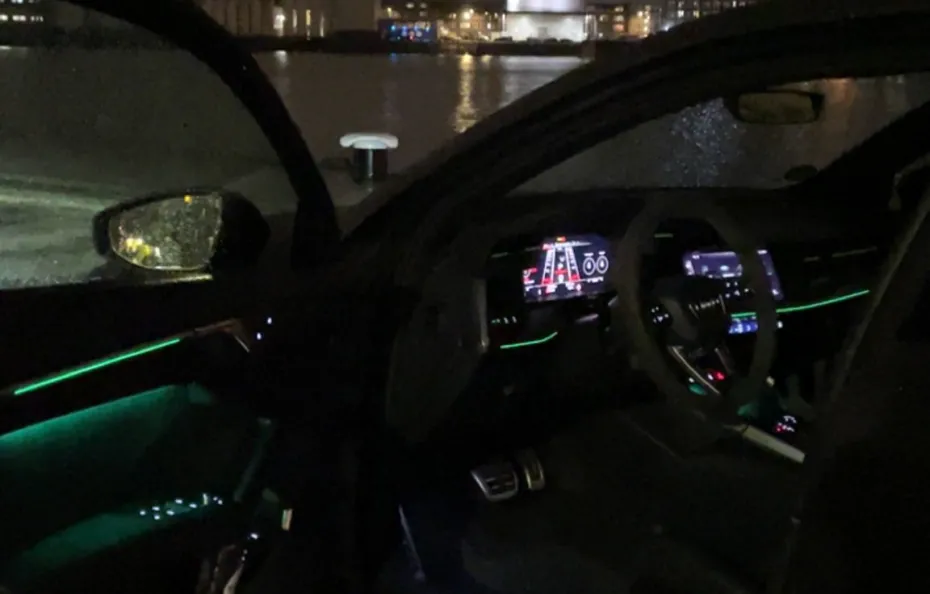 huur Audi RS3 Limousine