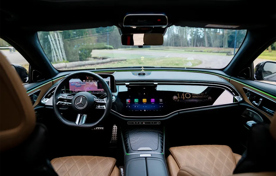 huur Mercedes Benz E300e