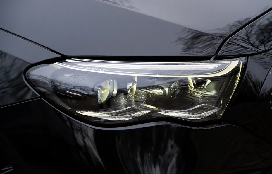 huur Mercedes Benz E300e