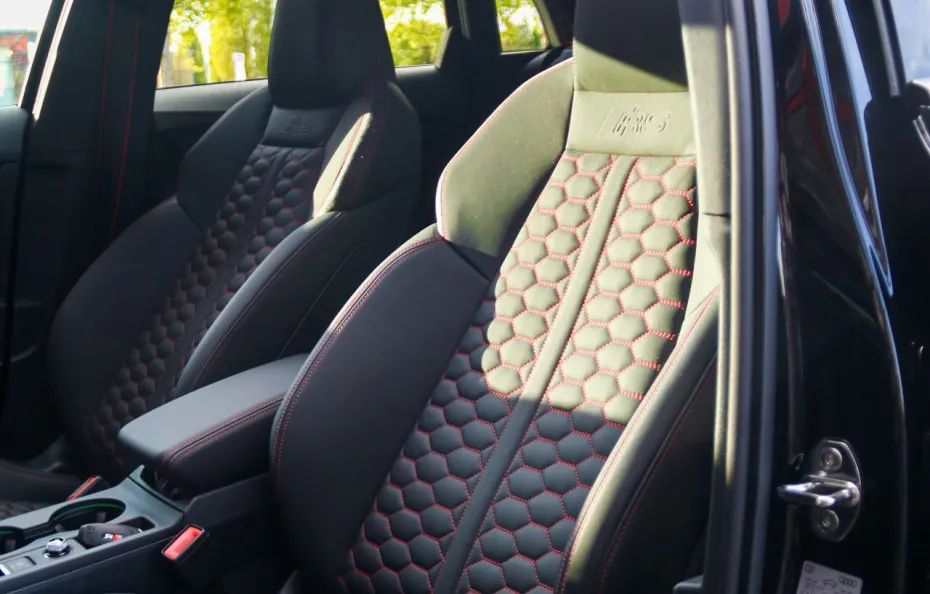 huur Audi RS3 Sportback (2025) BORZ Rental