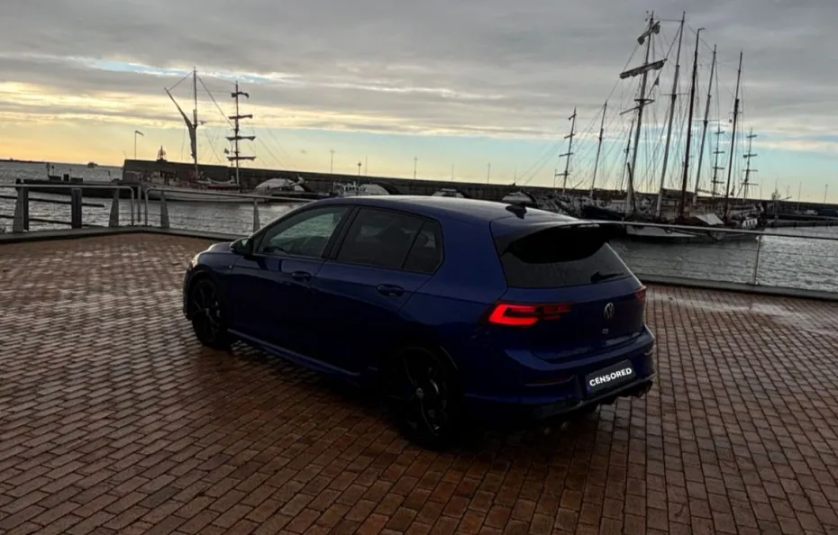 huur Volkswagen Golf 8R + Akra MONFRERECARS 1