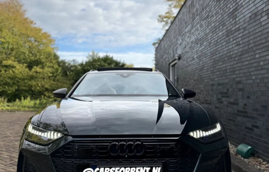 huur Audi RS6 Performance PANDA CarsForRent 1