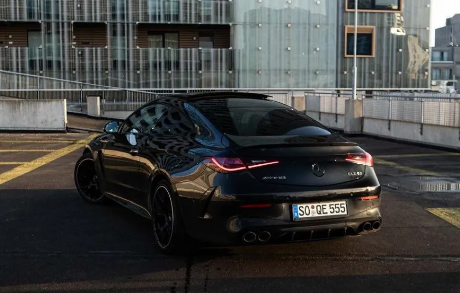 huur Mercedes Benz CLE53 AMG SOS Autoverhuur