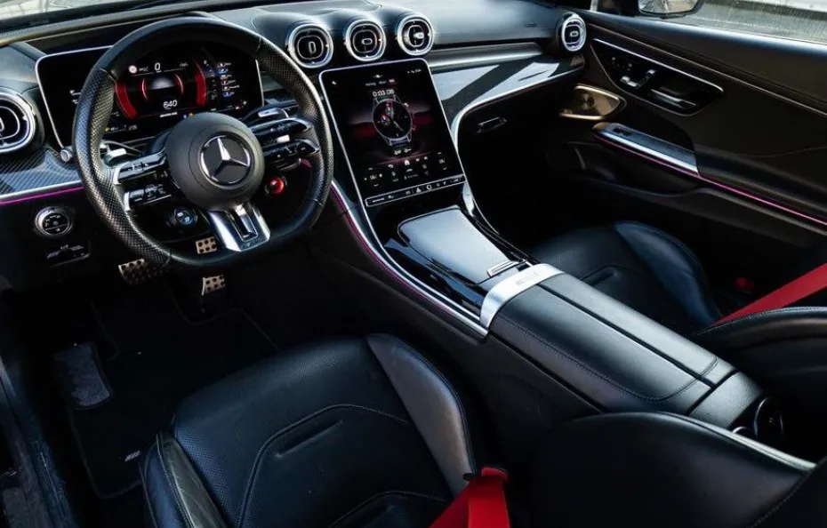 huur Mercedes Benz CLE53 AMG SOS Autoverhuur