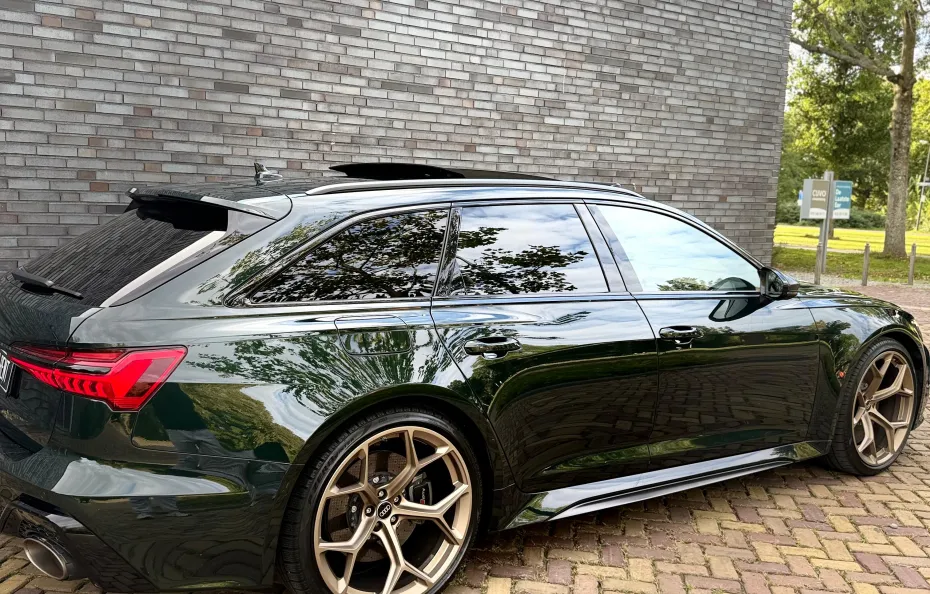 huur Audi RS6 Performance PANDA