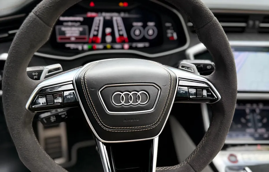 huur Audi RS6 Performance PANDA