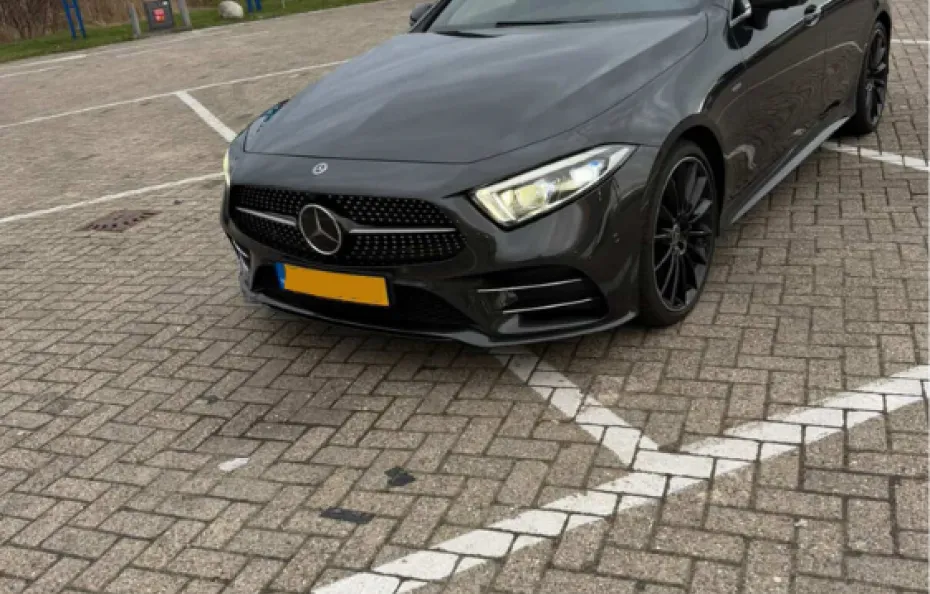 huur Mercedes Benz CLS450 1