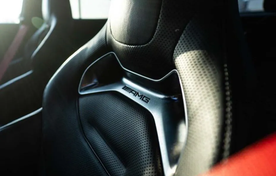 huur Mercedes Benz CLE53 AMG