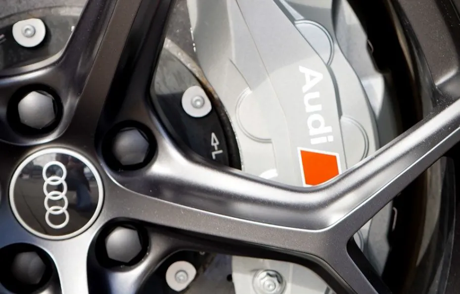 huur Audi RS6 Performance (2026) 1