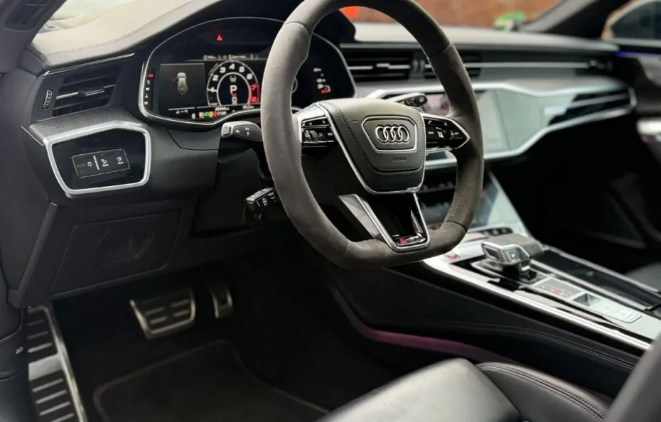 huur Audi RS6 Performance (2026) 1