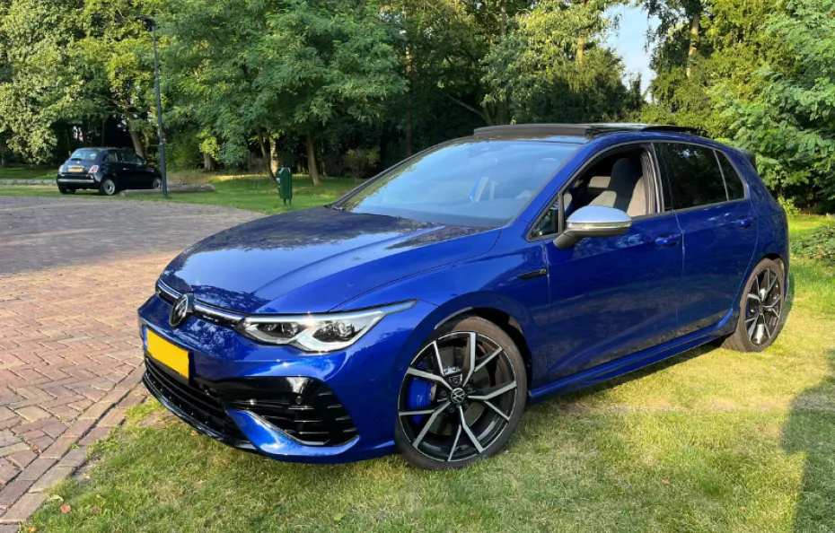 huur Volkswagen Golf 8R Performance BM Autoverhuur 1