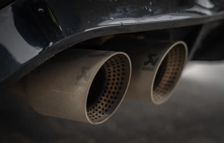 huur Volkswagen Golf 8R 1